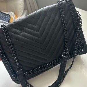 Black Quilted Chain-Handle Shoulder Bag